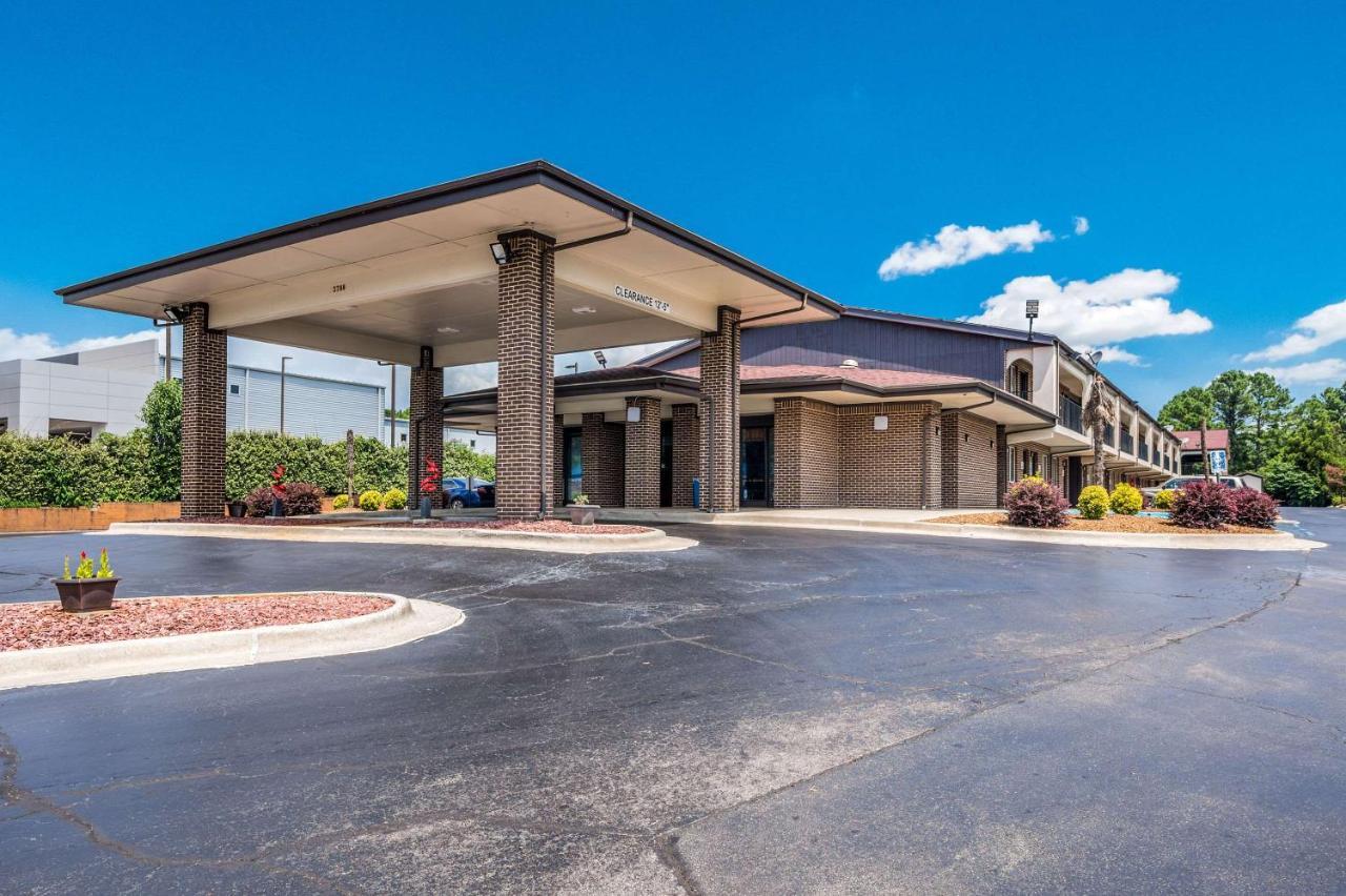 Econo Lodge Inn&Suites Huntsville Exterior foto