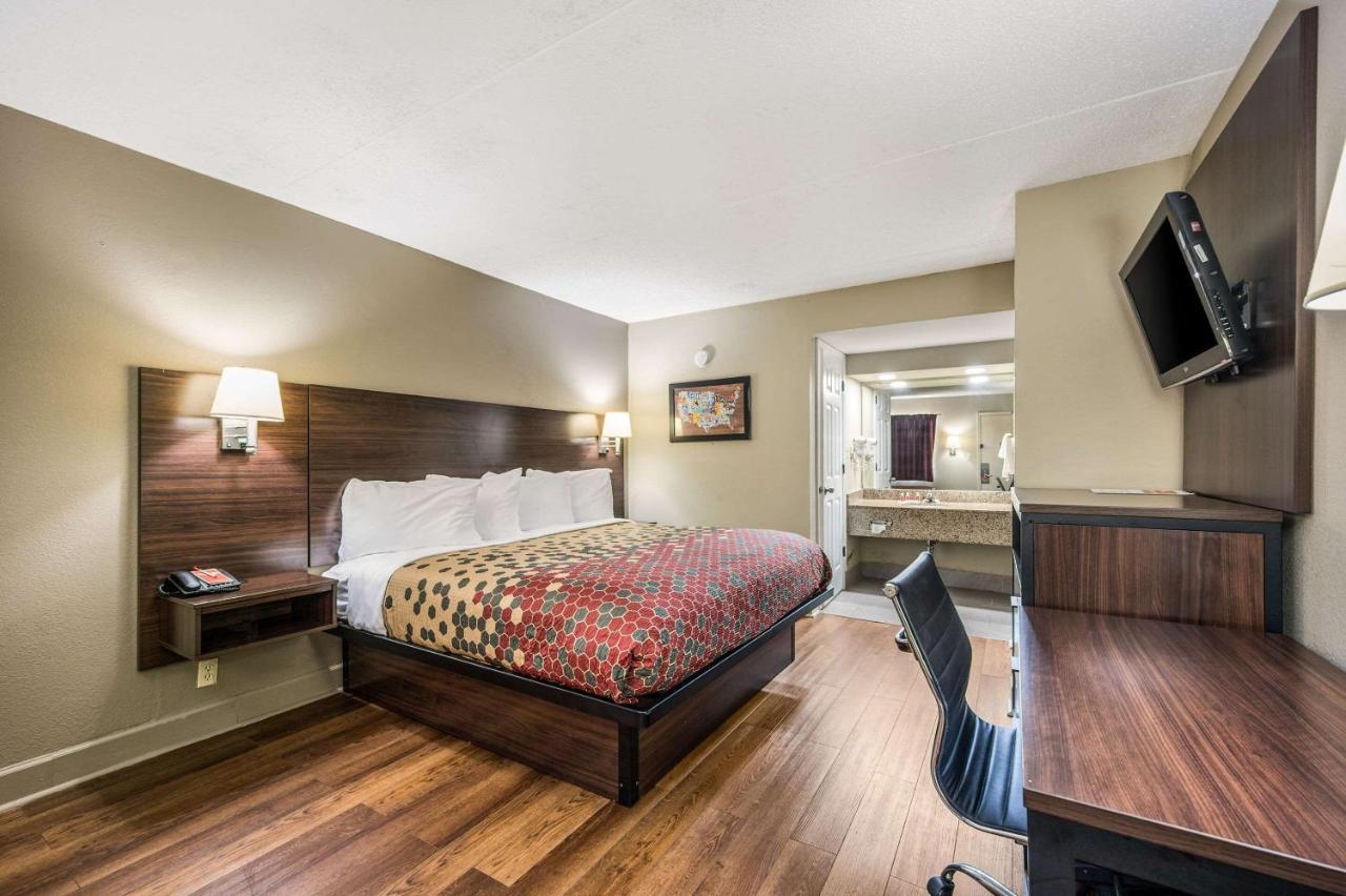 Econo Lodge Inn&Suites Huntsville Exterior foto