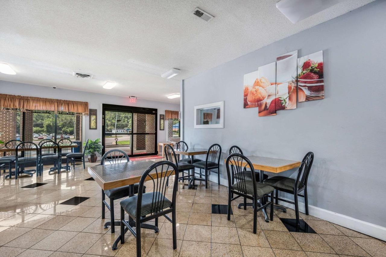 Econo Lodge Inn&Suites Huntsville Exterior foto