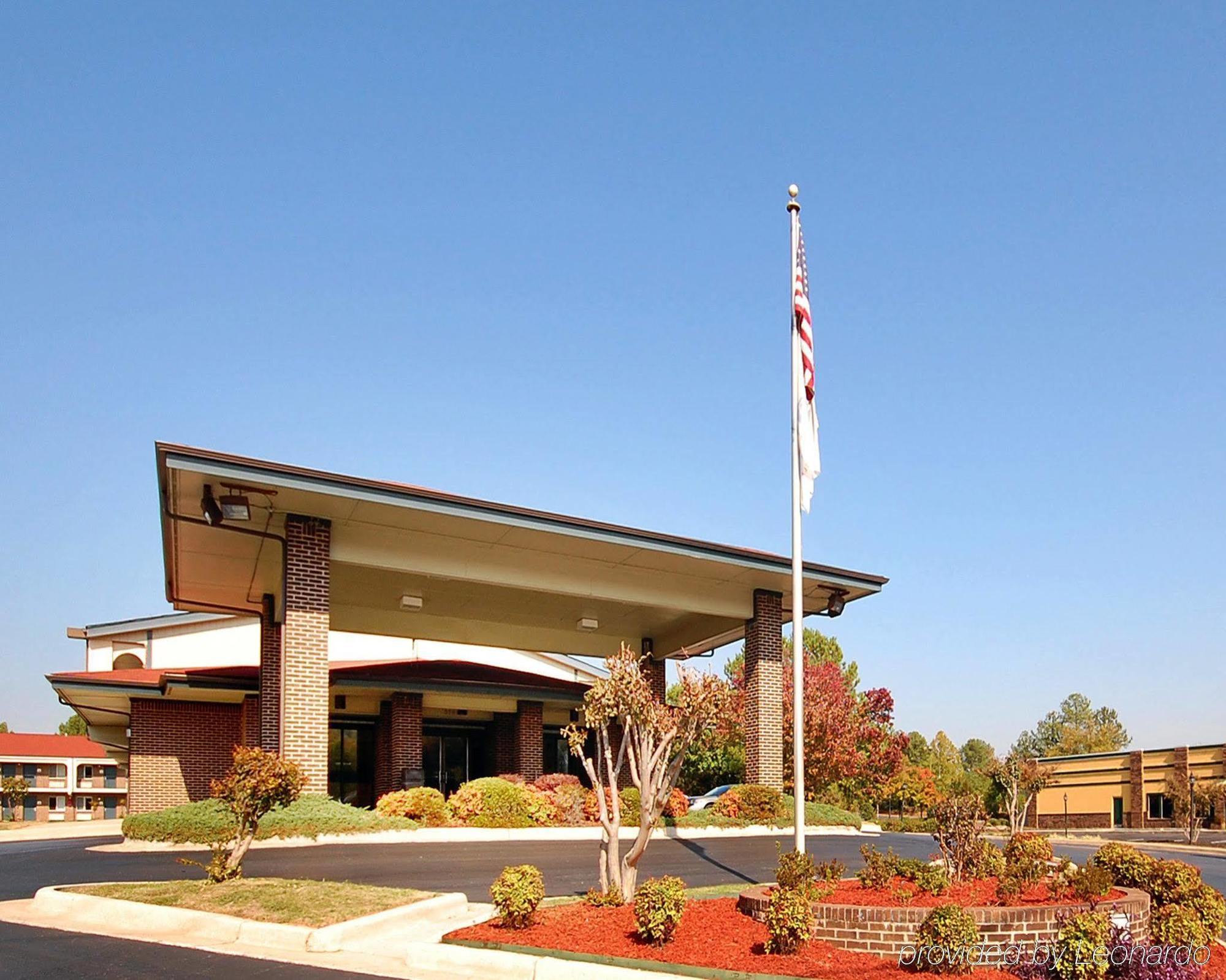 Econo Lodge Inn&Suites Huntsville Exterior foto